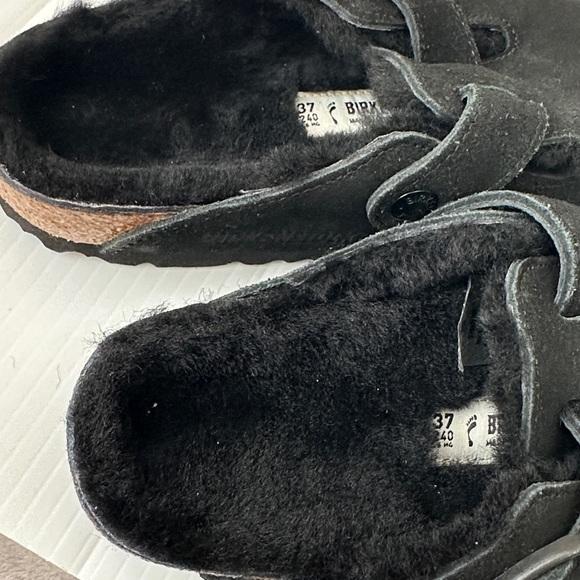Birkenstock NWOB Boston Shearling Clogs Black, 6-6.5 (37) - Picture 8 of 12